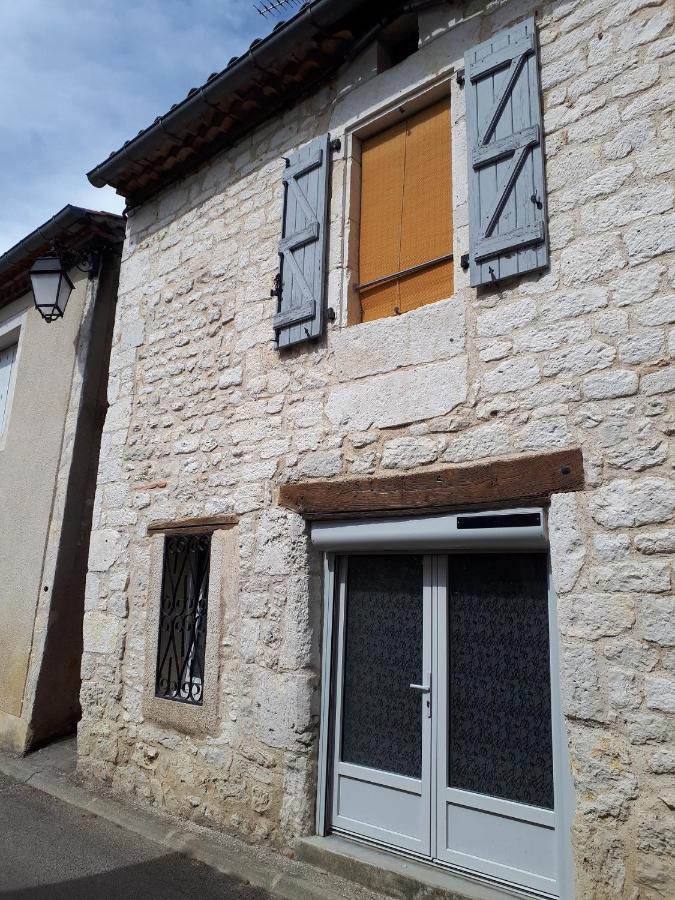 La Maison De Juliette En Bas Lascabanes Exterior photo